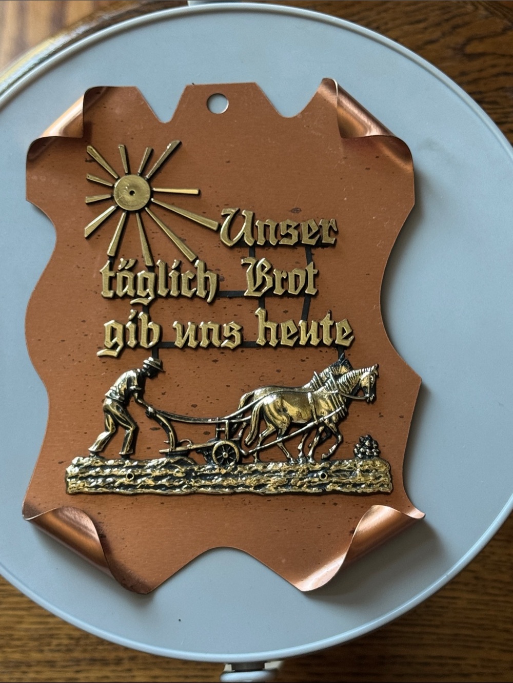 Vintage Copper-Tone Wall Plaque "Unser täglich Brot gib uns heute"